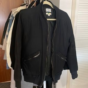 Thick black bomber jacket oversized